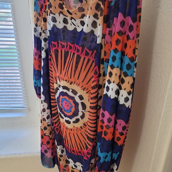 Plus size 2X lightweight - Picture 2 of 3